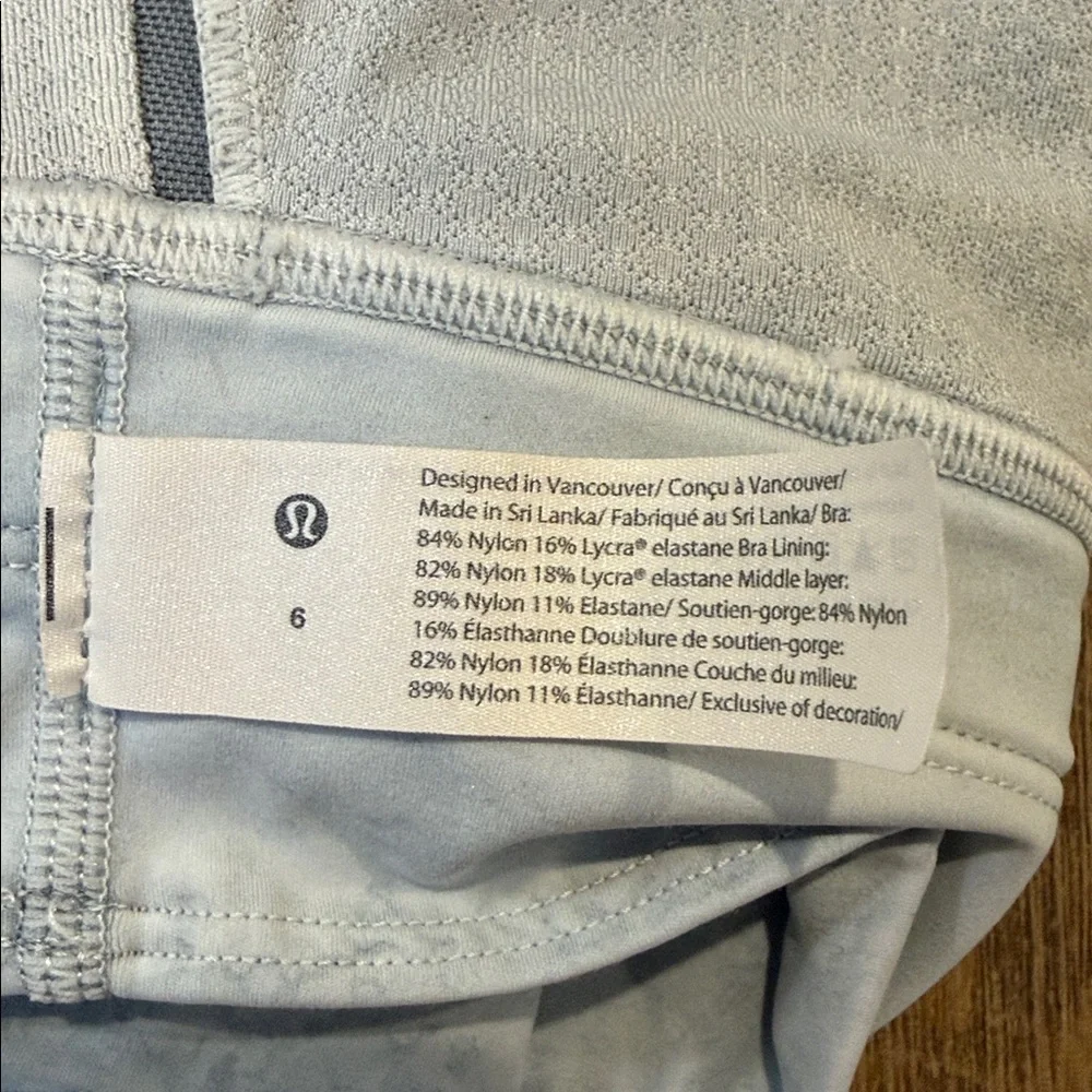 Lululemon Women’s Energy Bra City Grit White Blue Fog Size 6 - Picture 13 of 13